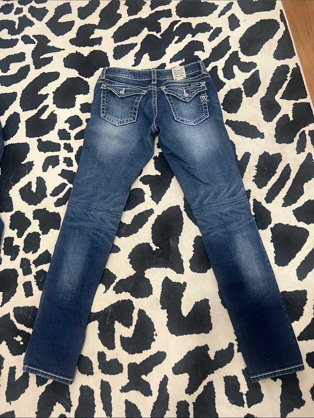 Miss Me Indigo Skinny Jeans with Faded Wash, Low Rise, Flap Pockets with Bling